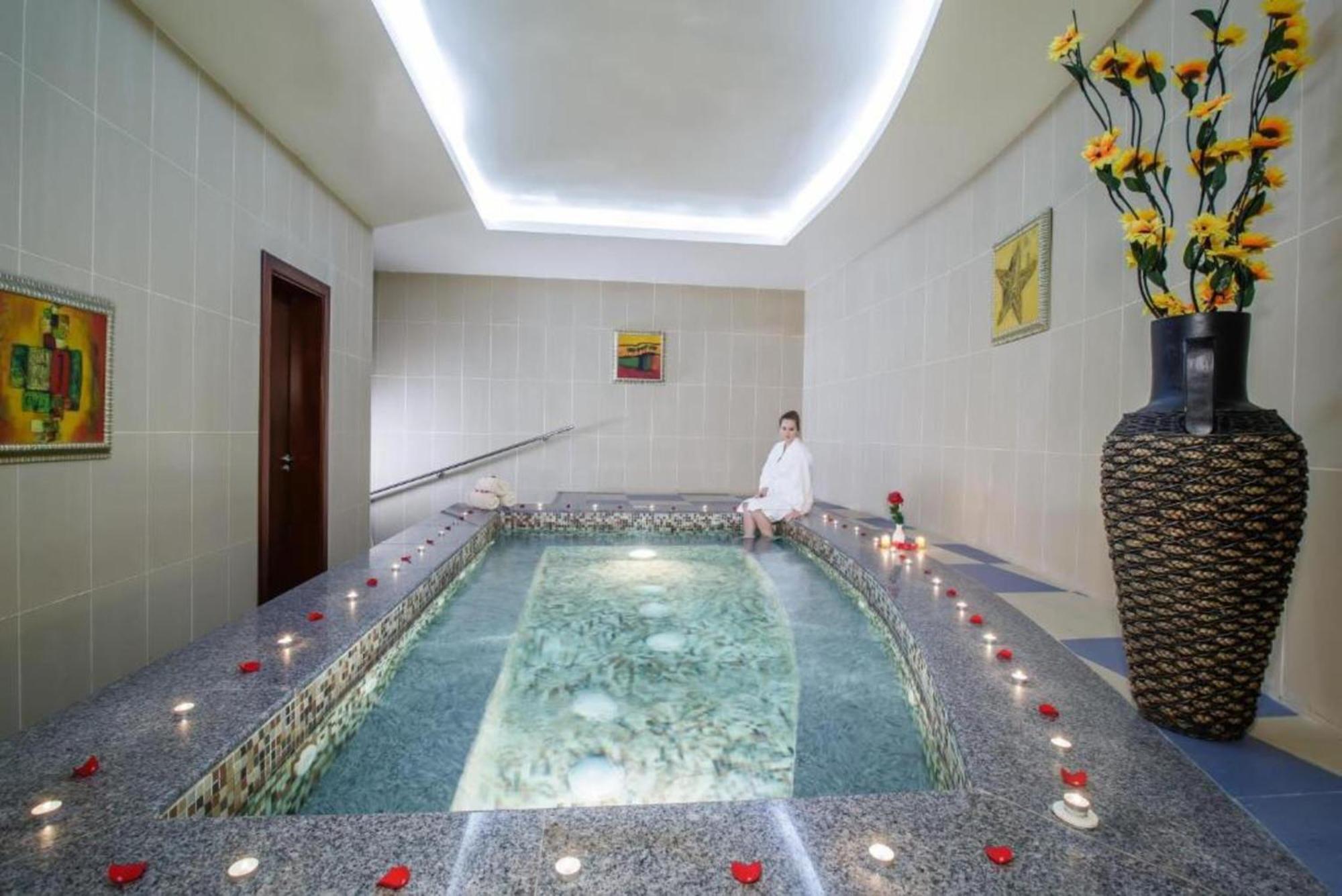 Dancenter Luxe Corniche Hotel Formerly Concorde Hotel Füceyre Dış mekan fotoğraf