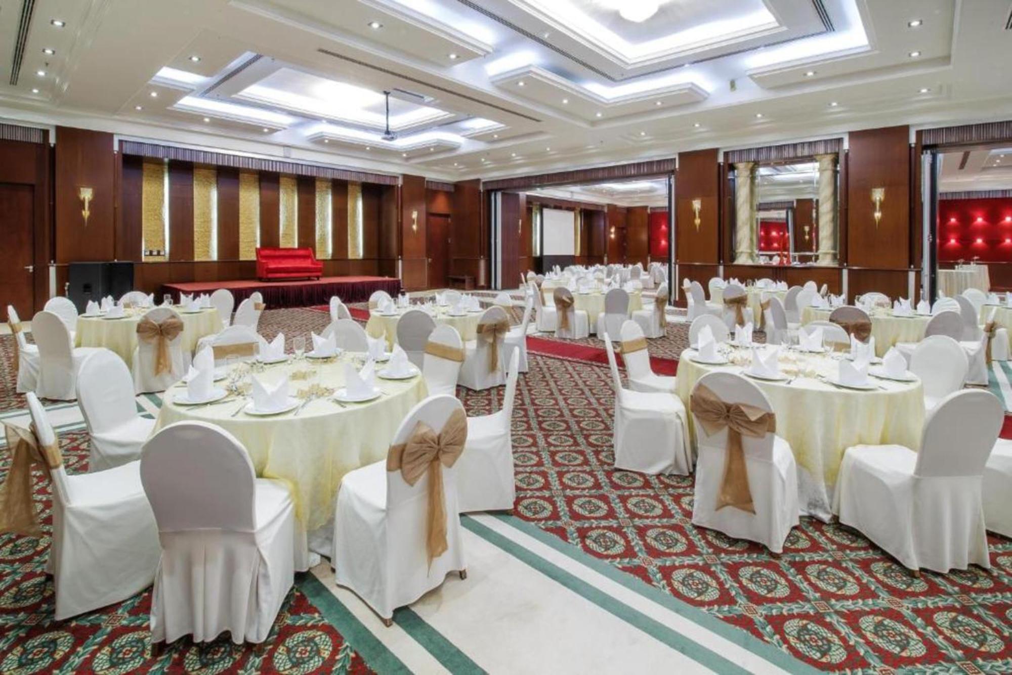 Dancenter Luxe Corniche Hotel Formerly Concorde Hotel Füceyre Dış mekan fotoğraf