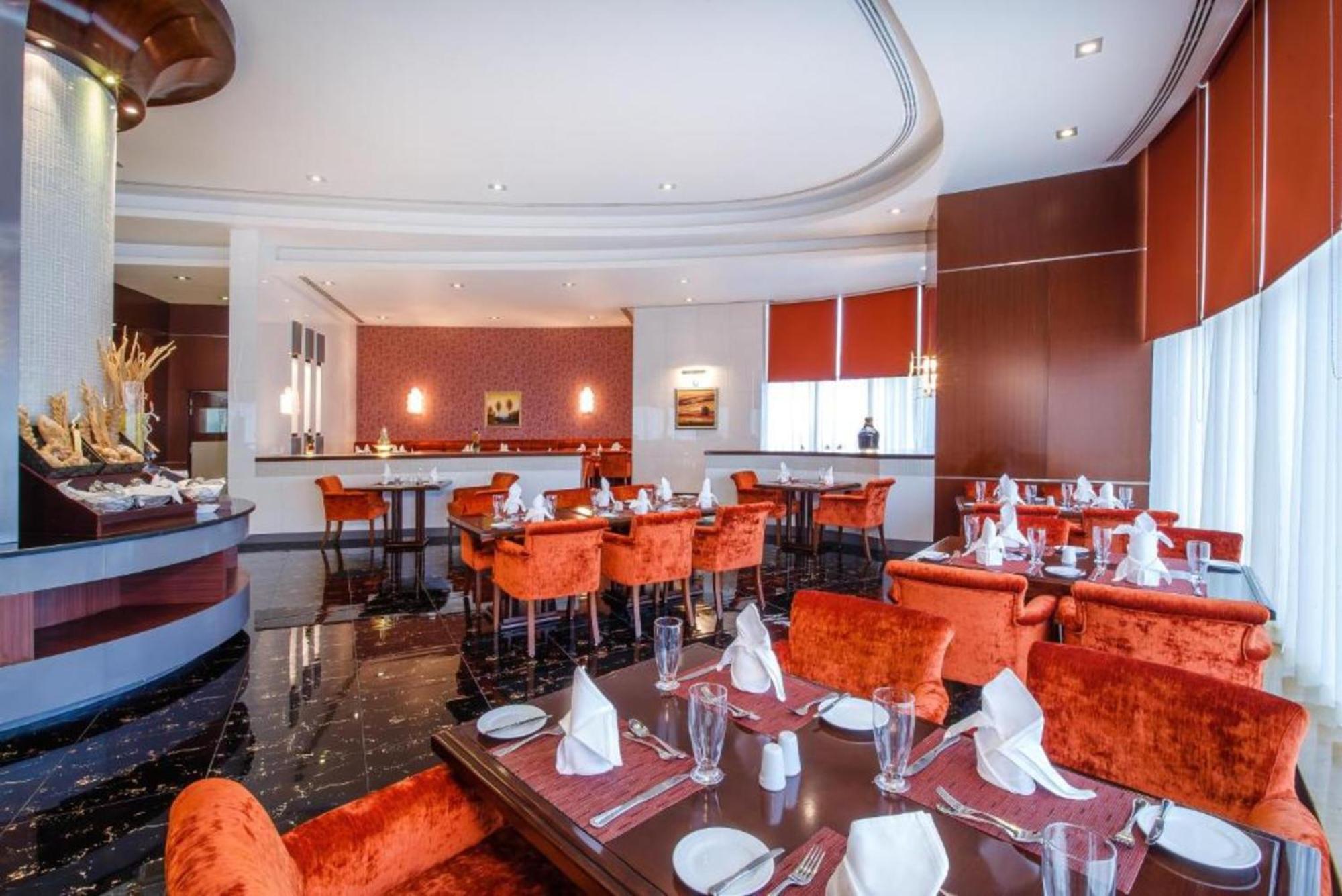 Dancenter Luxe Corniche Hotel Formerly Concorde Hotel Füceyre Dış mekan fotoğraf