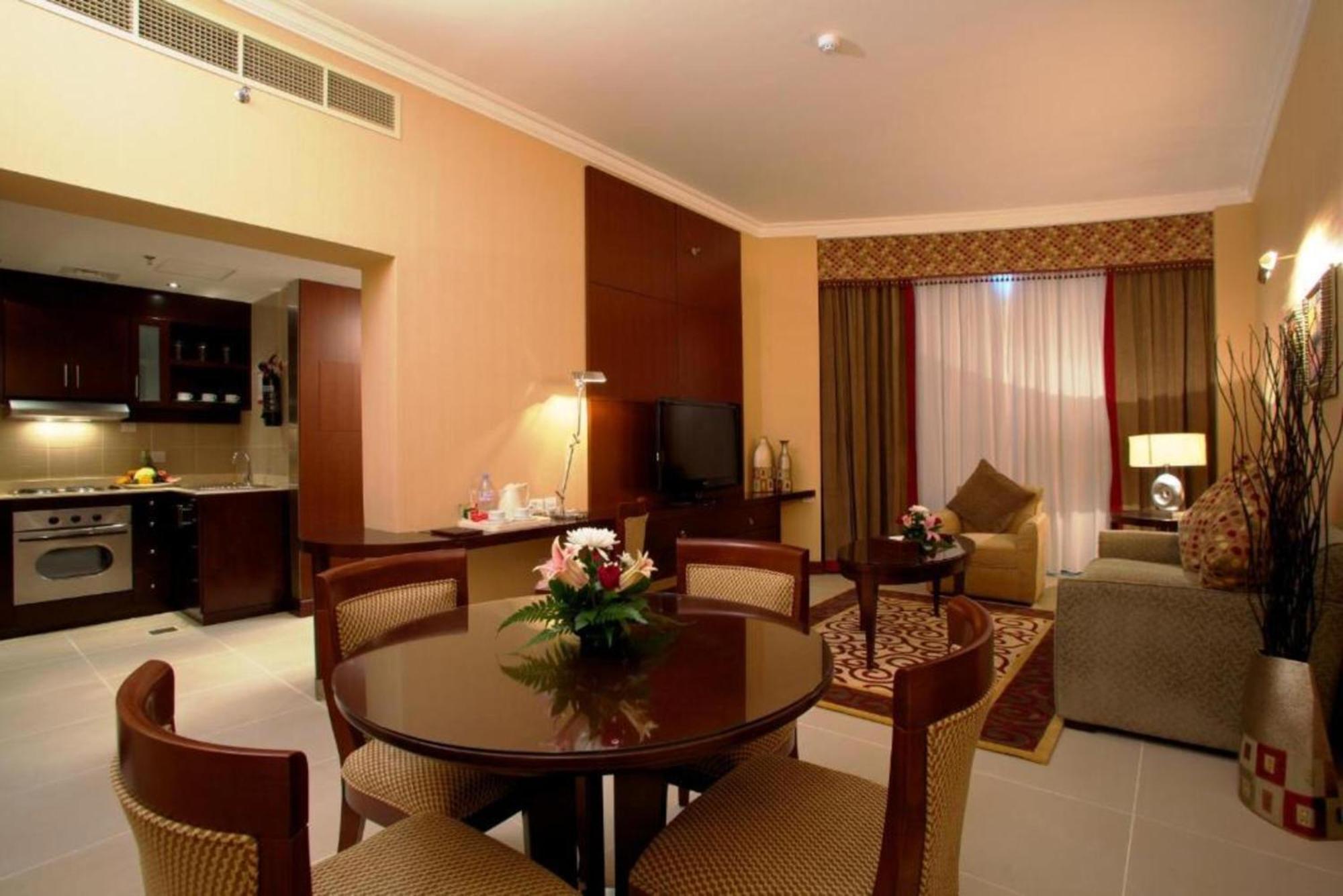 Dancenter Luxe Corniche Hotel Formerly Concorde Hotel Füceyre Dış mekan fotoğraf