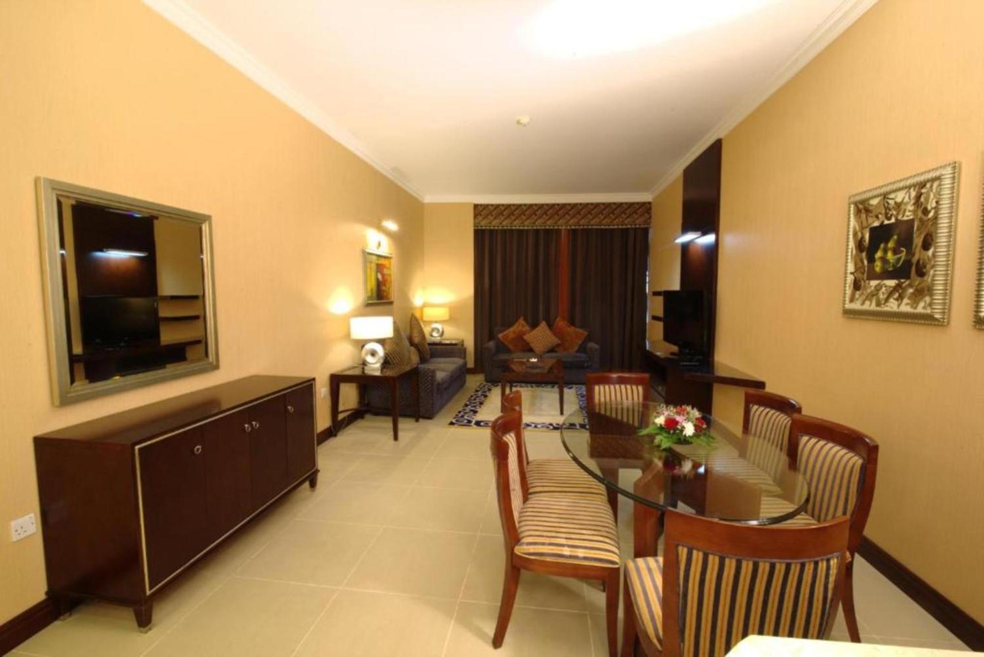Dancenter Luxe Corniche Hotel Formerly Concorde Hotel Füceyre Dış mekan fotoğraf