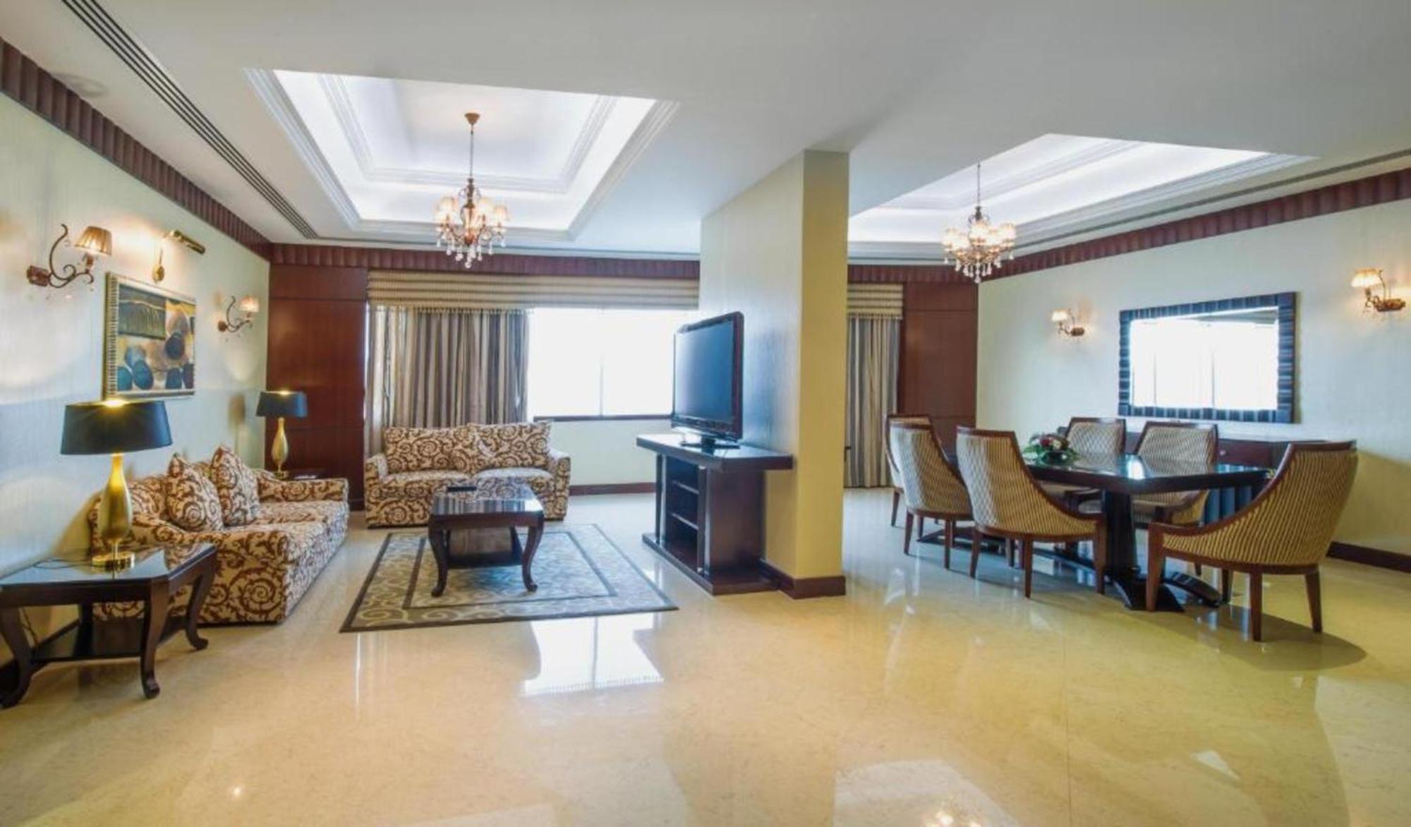 Dancenter Luxe Corniche Hotel Formerly Concorde Hotel Füceyre Dış mekan fotoğraf