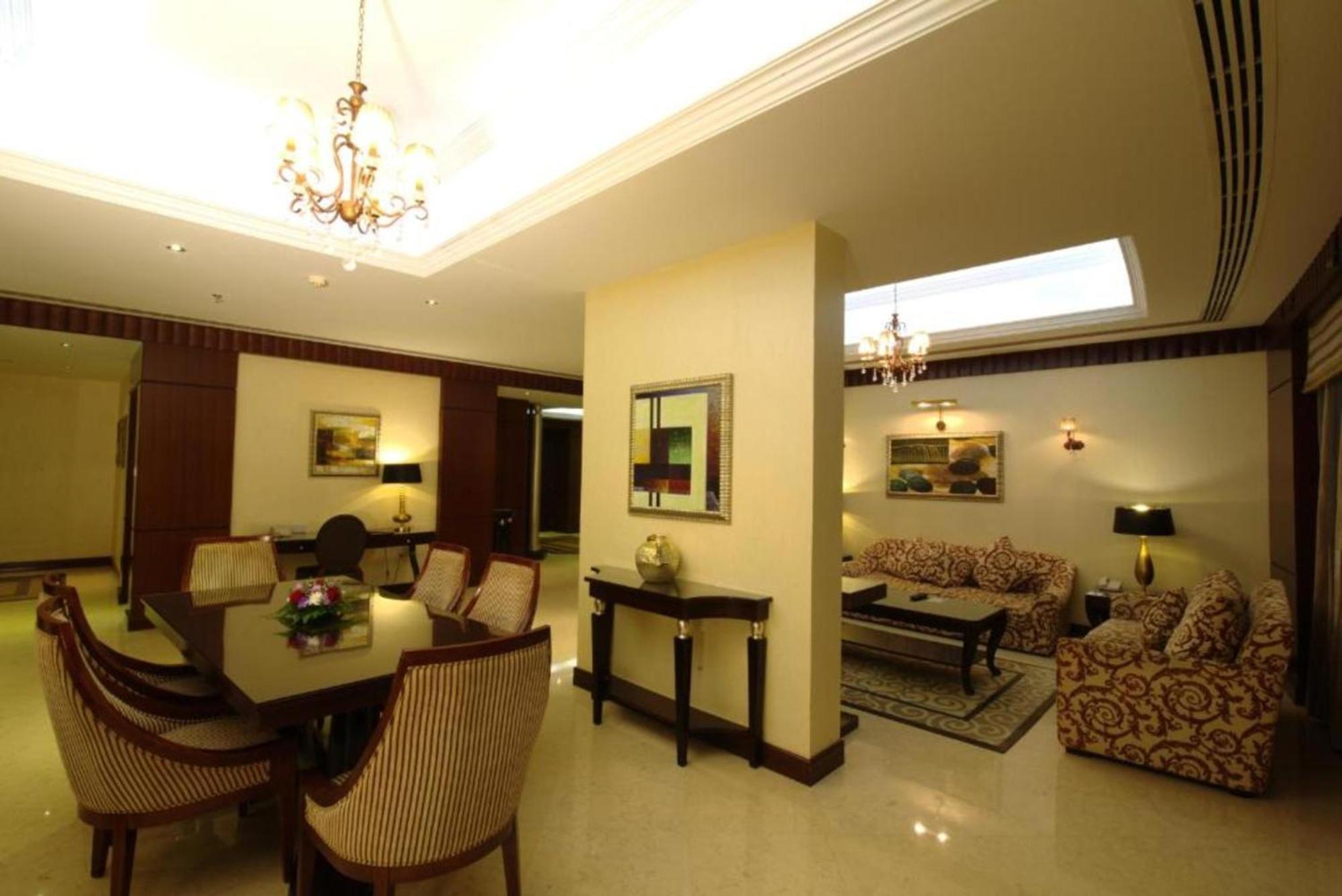 Dancenter Luxe Corniche Hotel Formerly Concorde Hotel Füceyre Dış mekan fotoğraf